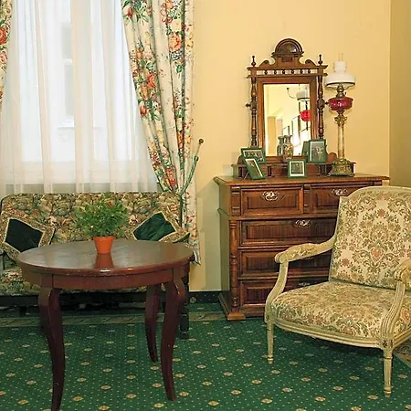 Gutenbergs Hotel 4*